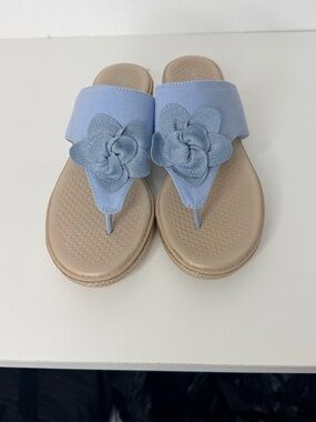 bloom Light Blue Floral Thong Sandals with Tan Footbed